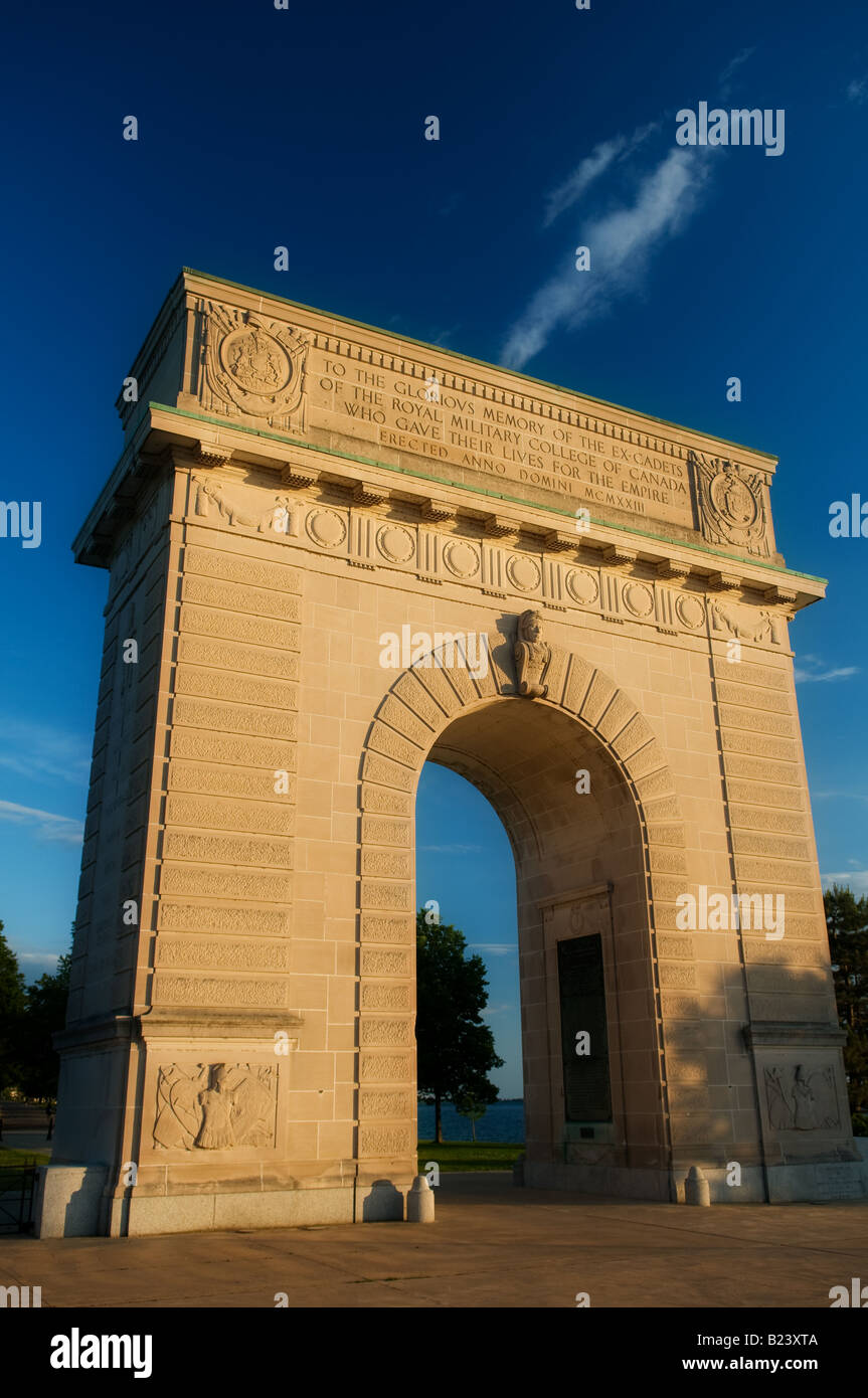 Il Royal Military College Memorial Arch a Kingston, Ontario, Canada. Foto Stock