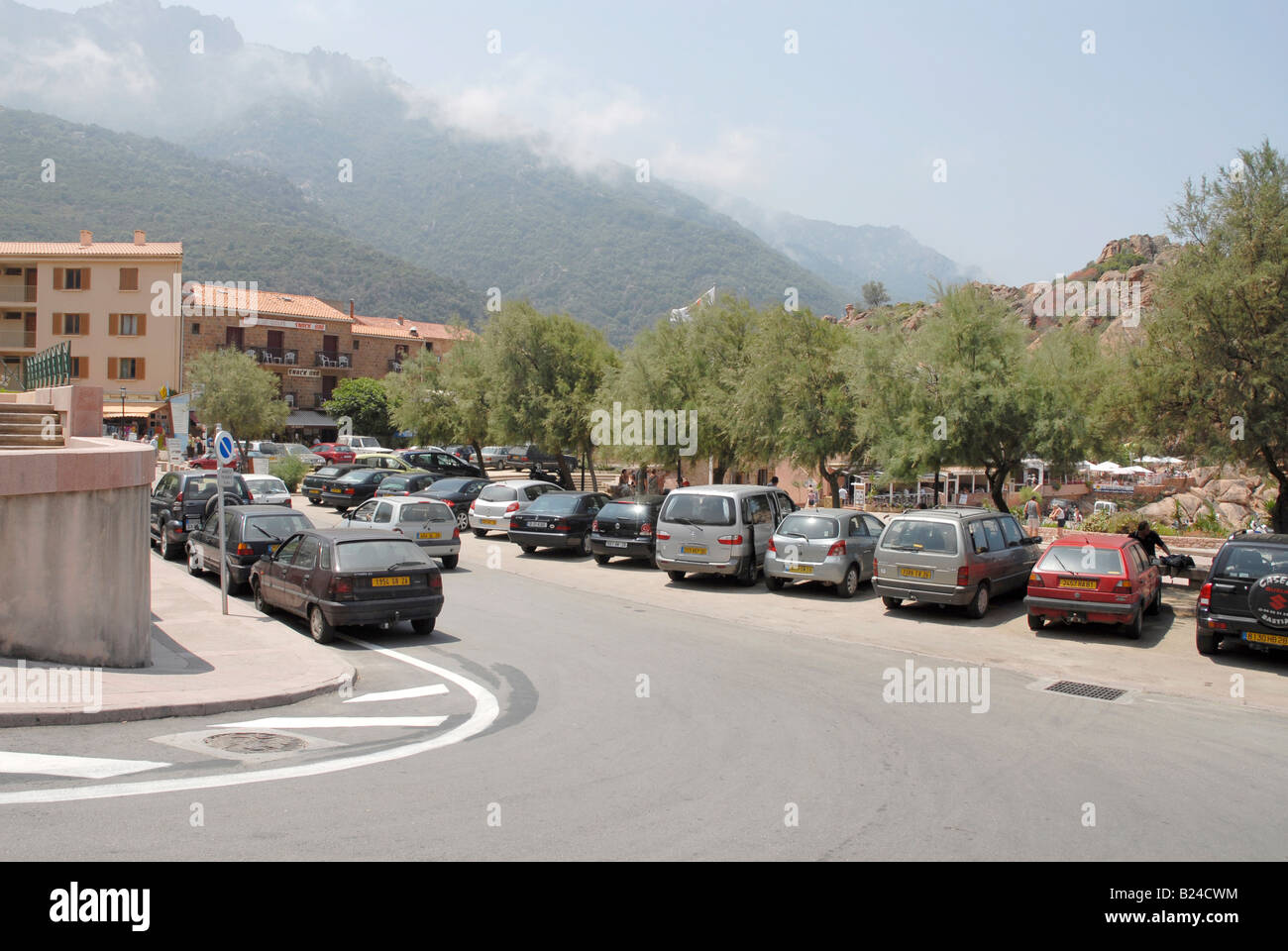Porto sulla mezza costa nord occidentale della Corsica Foto Stock