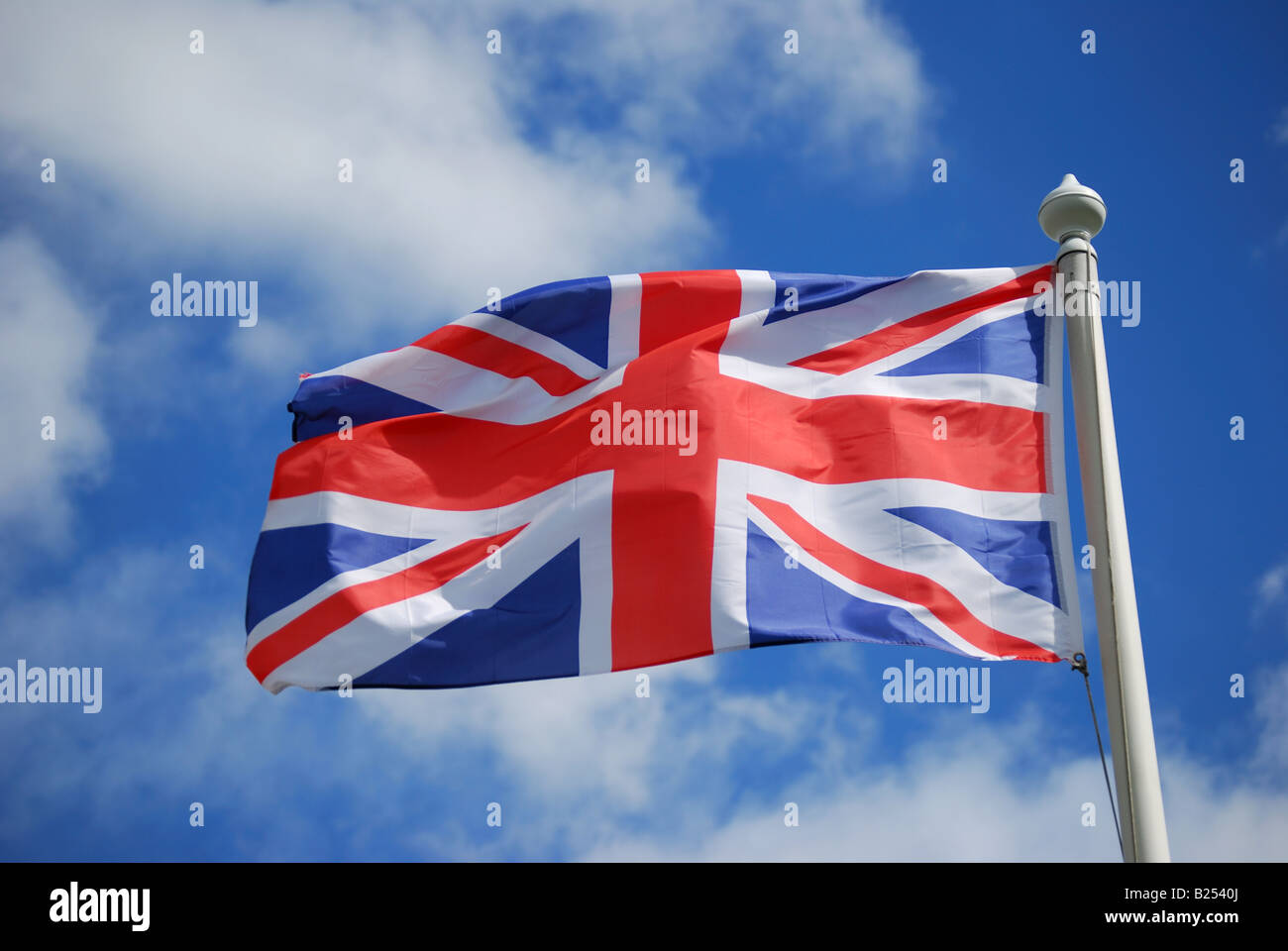 Union Jack vola su flagpole, City of Westminster, Greater London, Inghilterra, Regno Unito Foto Stock