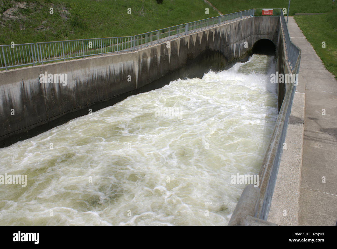 Uscita acqua Foto Stock