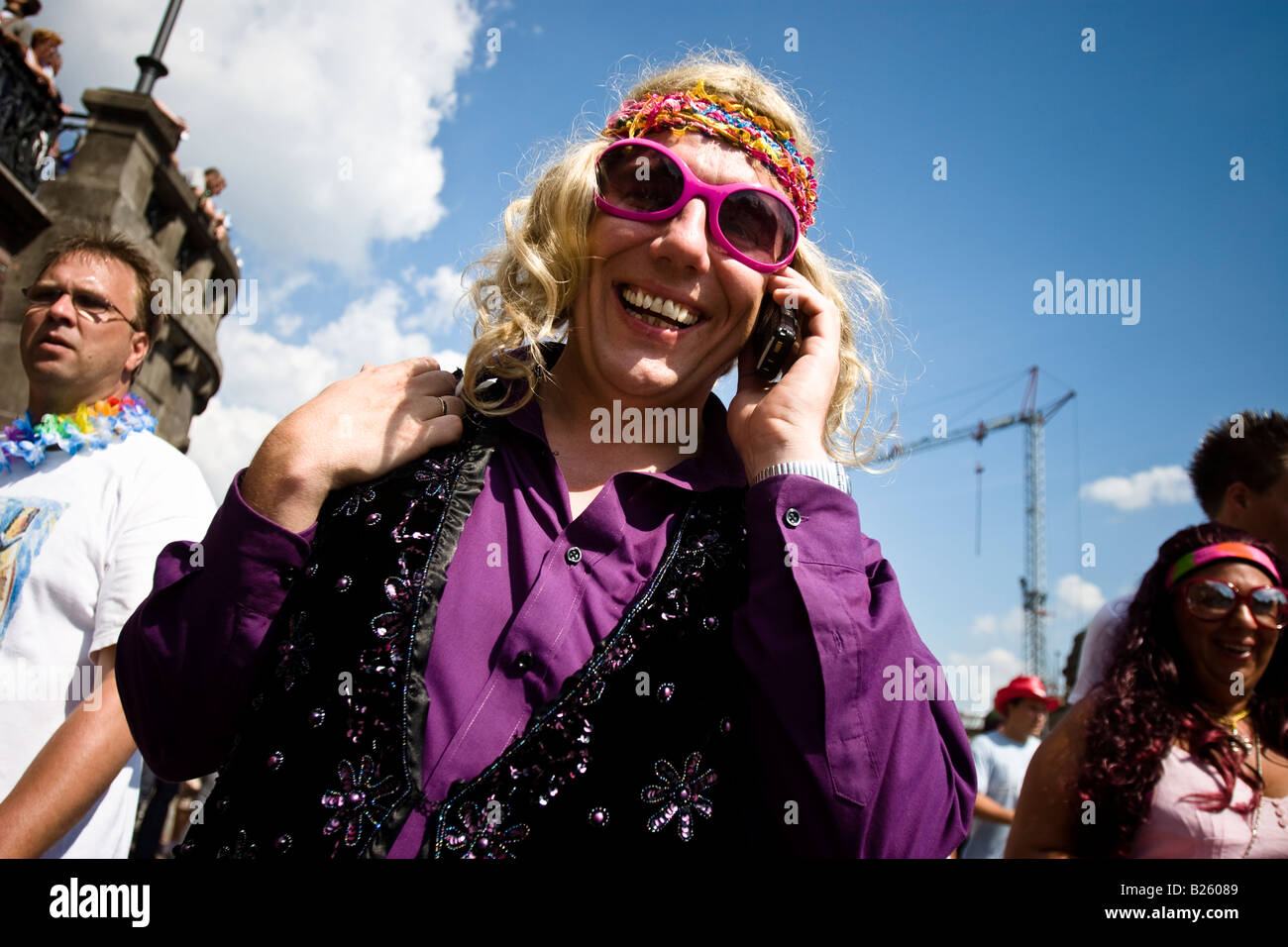 Persone celebrano un tedesco di musica di paese il partito Schlagermove ad Amburgo, Germania Foto Stock
