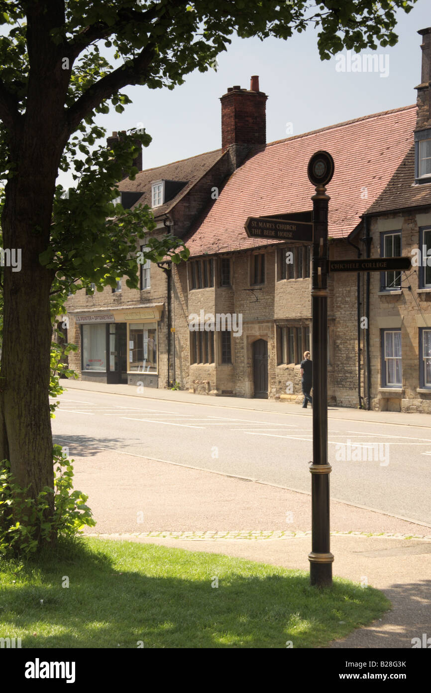 Un segno posto nell'antica città di Higham Ferrers Foto Stock