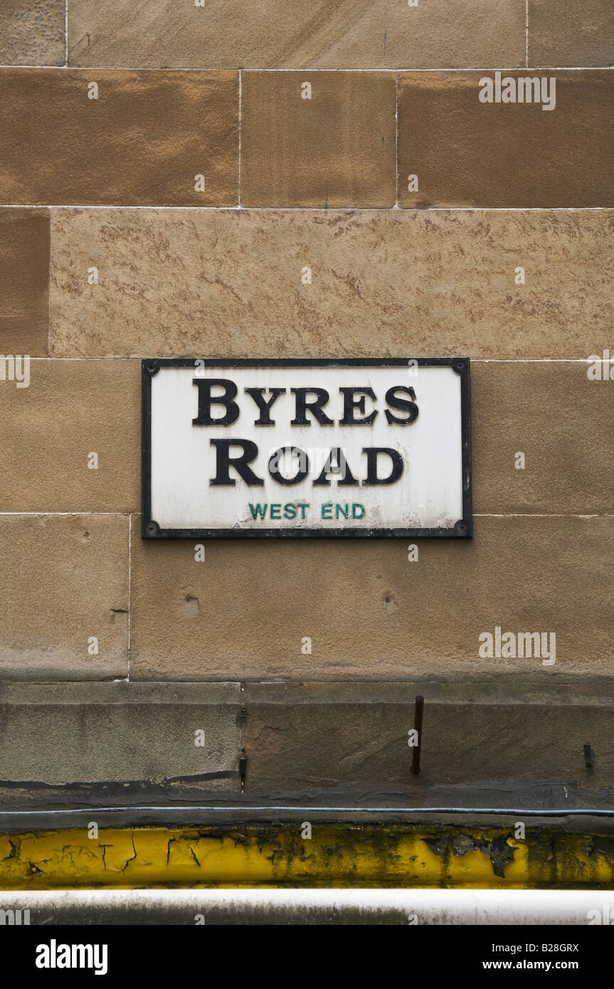 Un cartello stradale per Byres Road a Glasgow Scozia Scotland Foto Stock