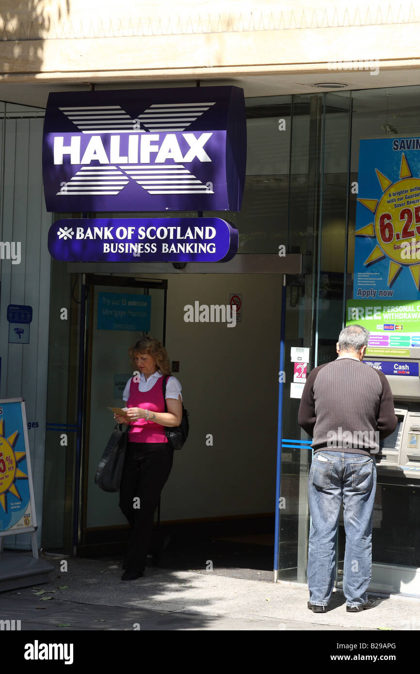 Halifax Bank (HBOS) su un r.u. high street Foto Stock