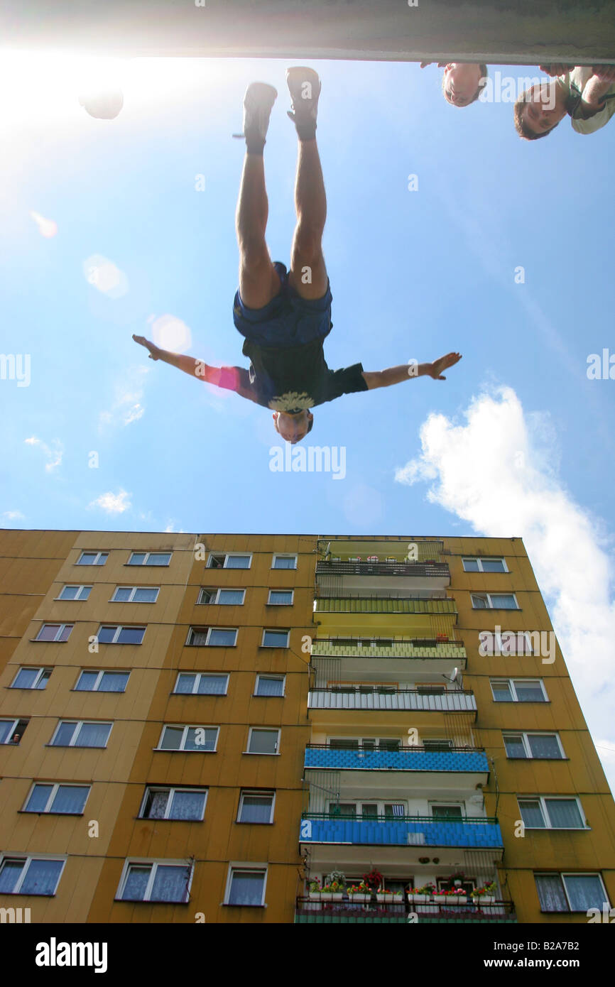 Parkour extreme street sport. Foto Stock