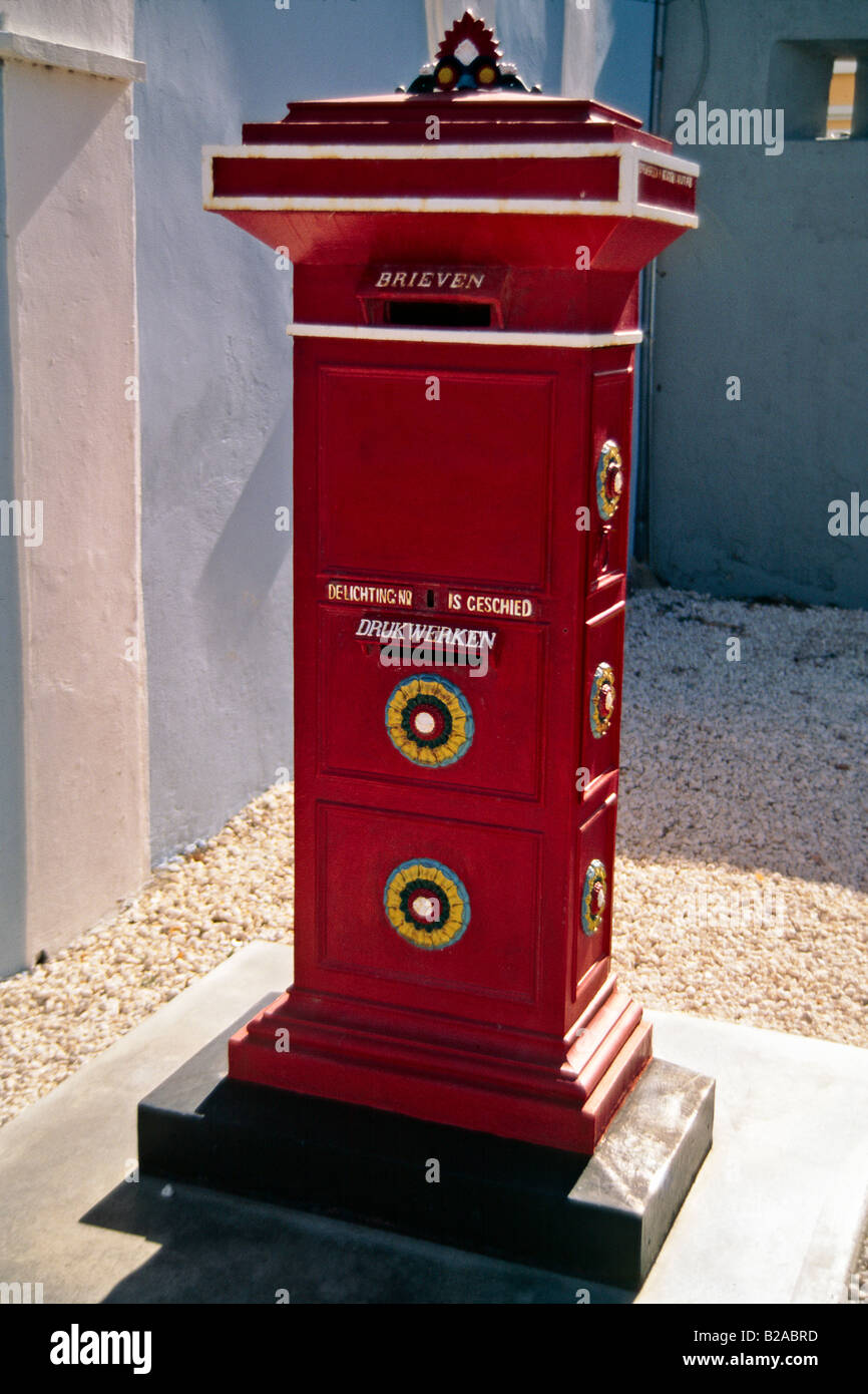 Vista ravvicinata di un Royal Dutch Mailbox Oranjestad Aruba Foto Stock