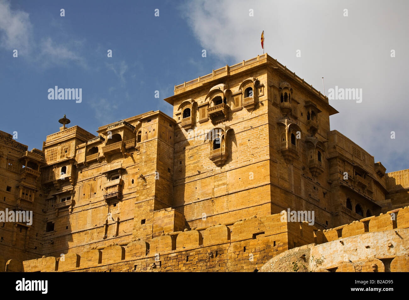 Il MAHARAJA PALACE si trova a JAISALMER FORT nella città dorata Rajasthan in India Foto Stock