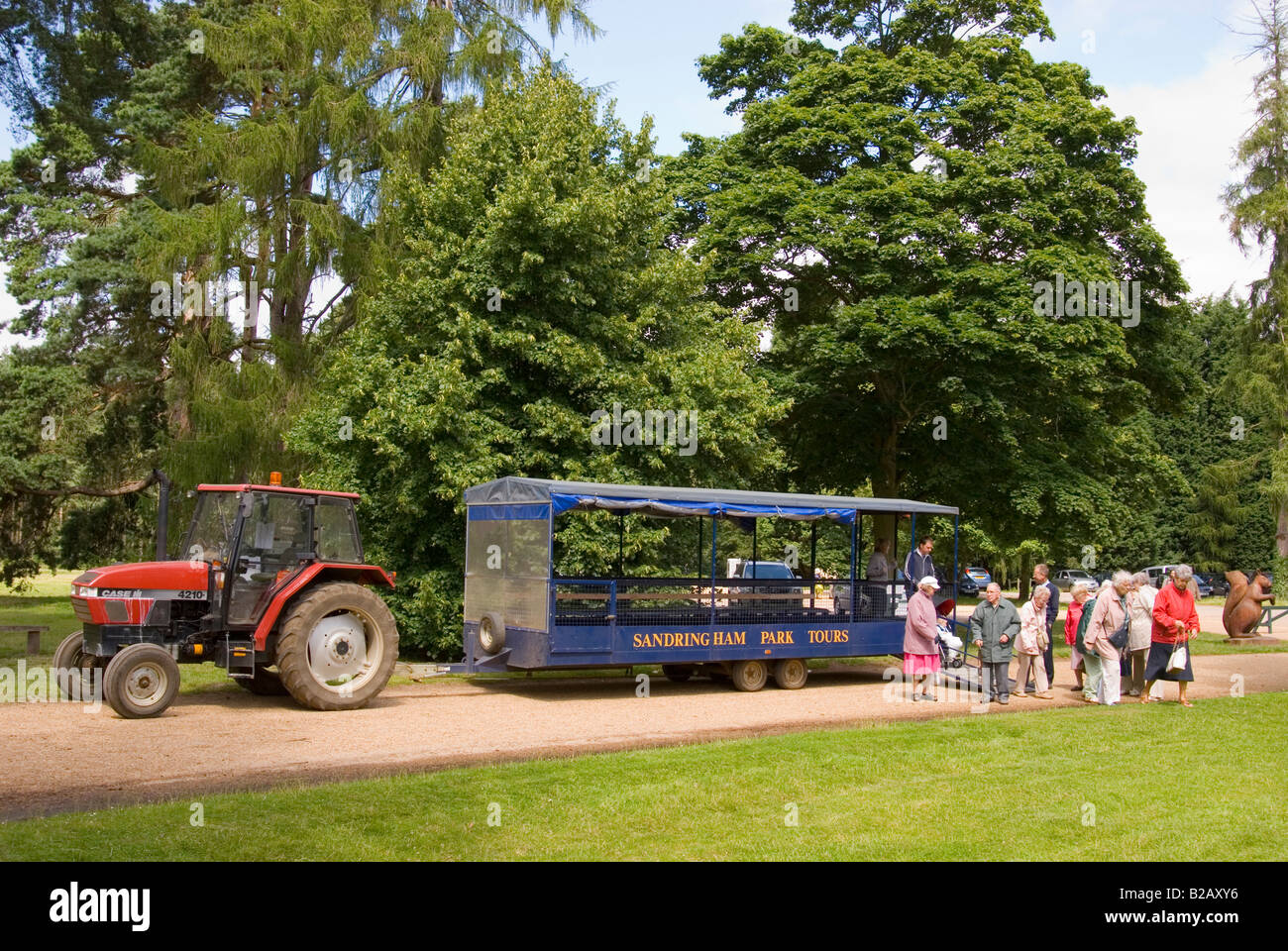 Tour del trattore a Sandringham House,Sandringham Estate,Sandringham,Norfolk, Inghilterra,uk (ritiro di HM la regina) Foto Stock