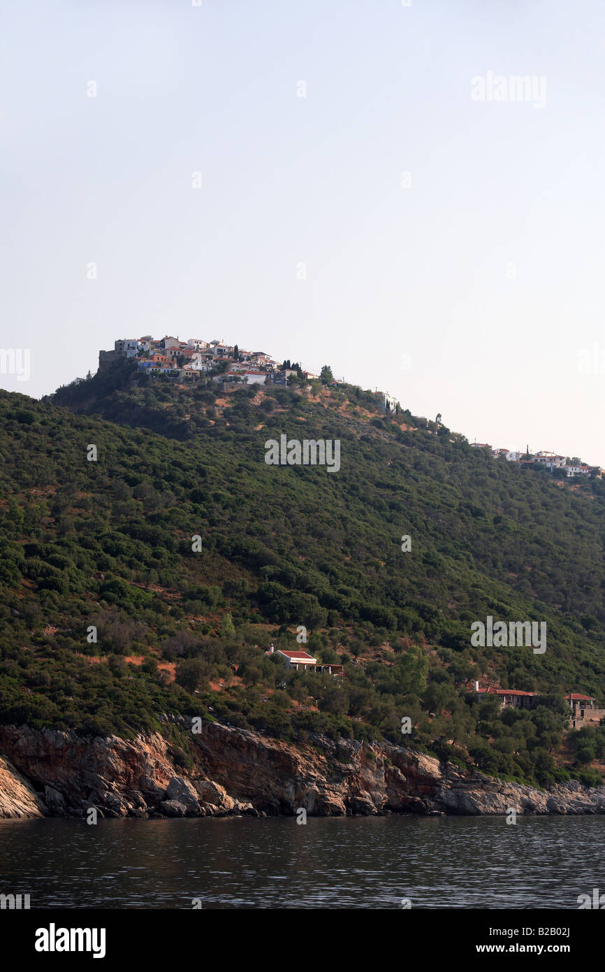 Grecia Sporadi settentrionali una vista della vecchia chorio o liadromia Foto Stock