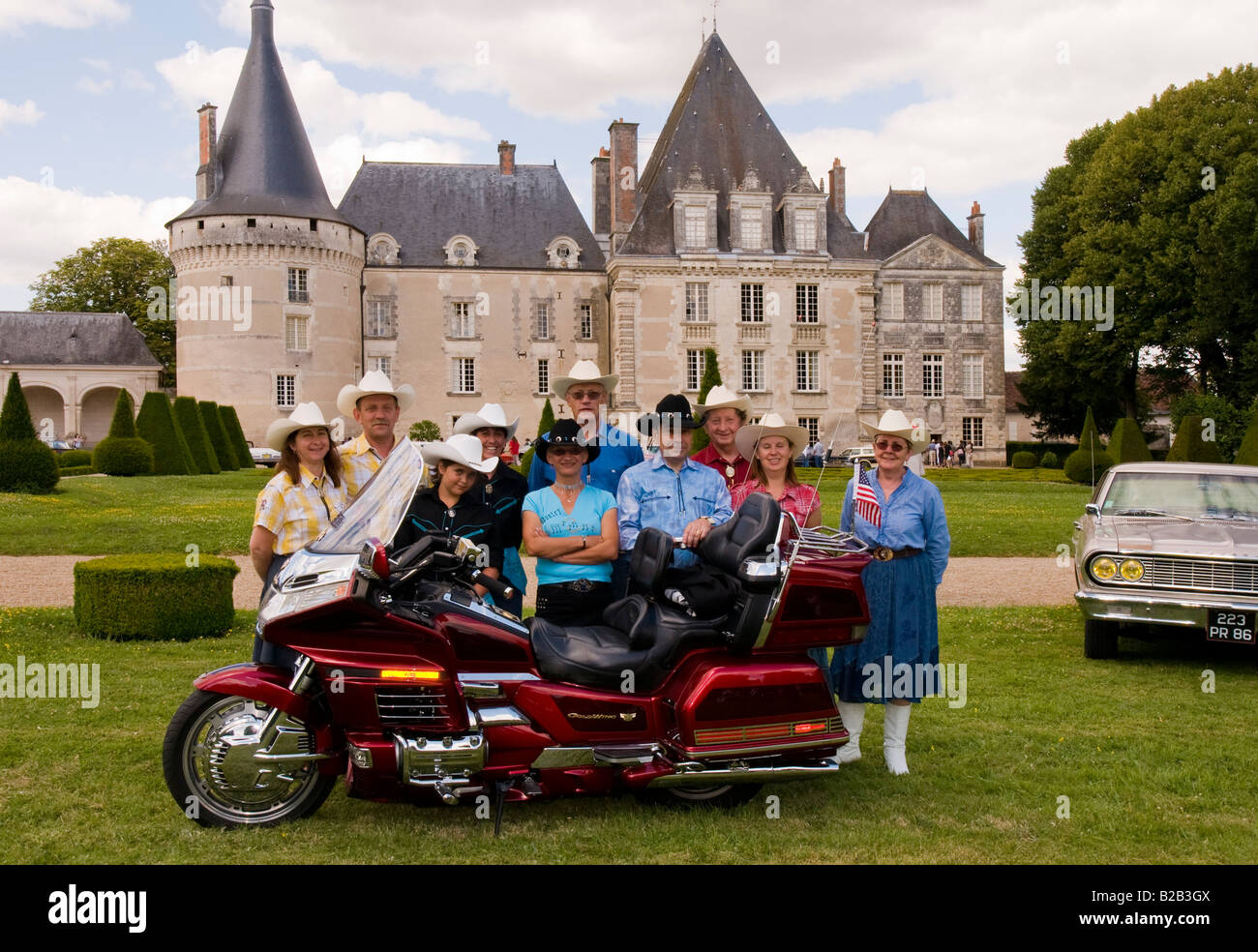 Honda Gold Wing moto con un gruppo di appassionati di American car show nel parco di Chateau Azay-le-Ferron, Indre, Francia. Foto Stock
