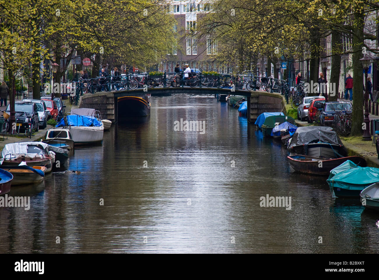 Canali nel quartiere Jordaan, Amsterdam, Paesi Bassi, Europa Foto Stock