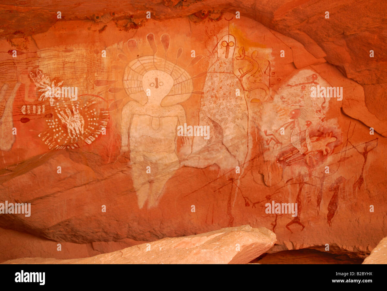 Arte rupestre, gli aborigeni a sud di Alice Springs, Territorio del Nord, l'Australia Foto Stock