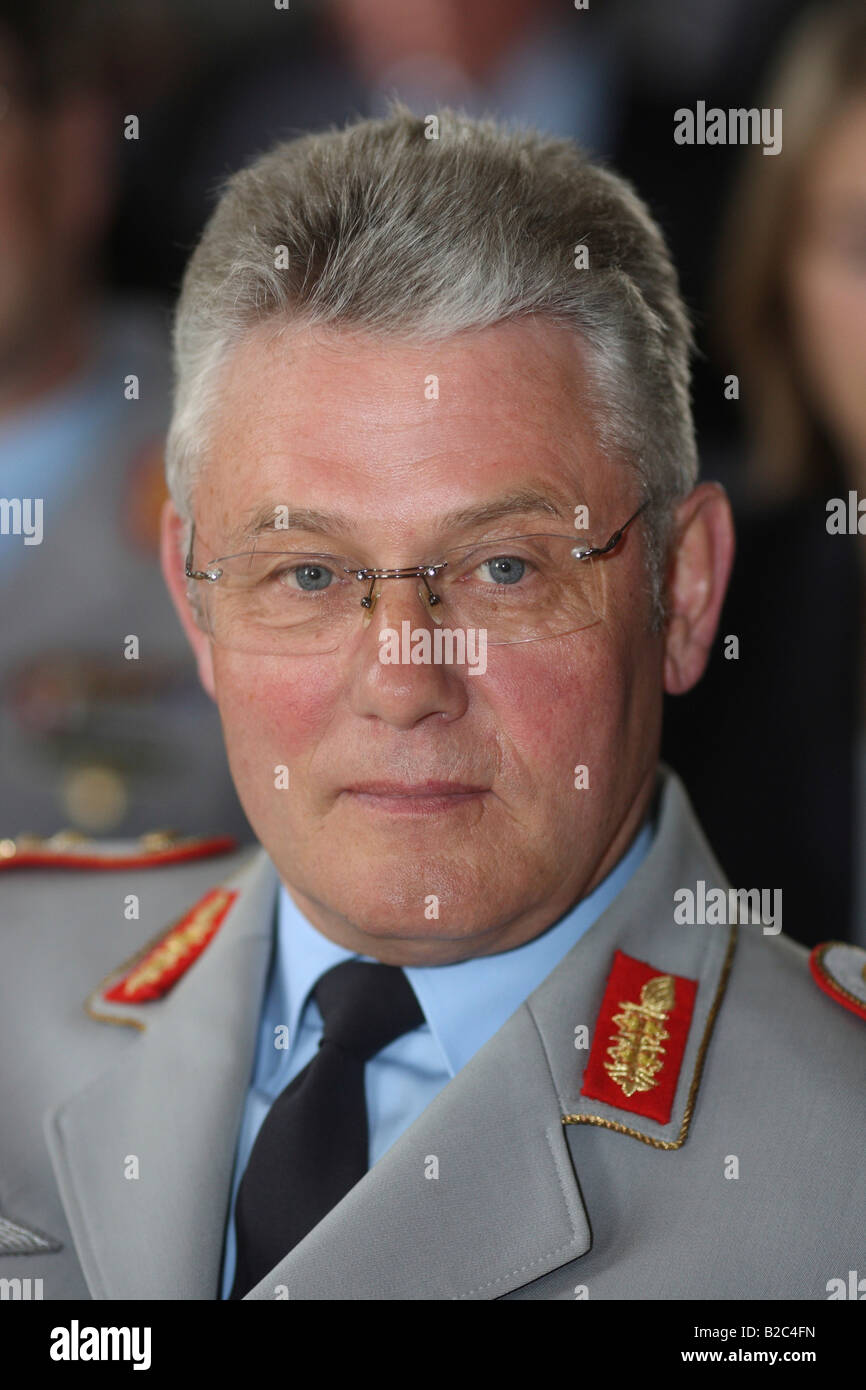 Il Tenente Generale, Wolfgang Otto, comandante in capo della Heeresfuehrungskommando, l'esercito tedesco Foto Stock