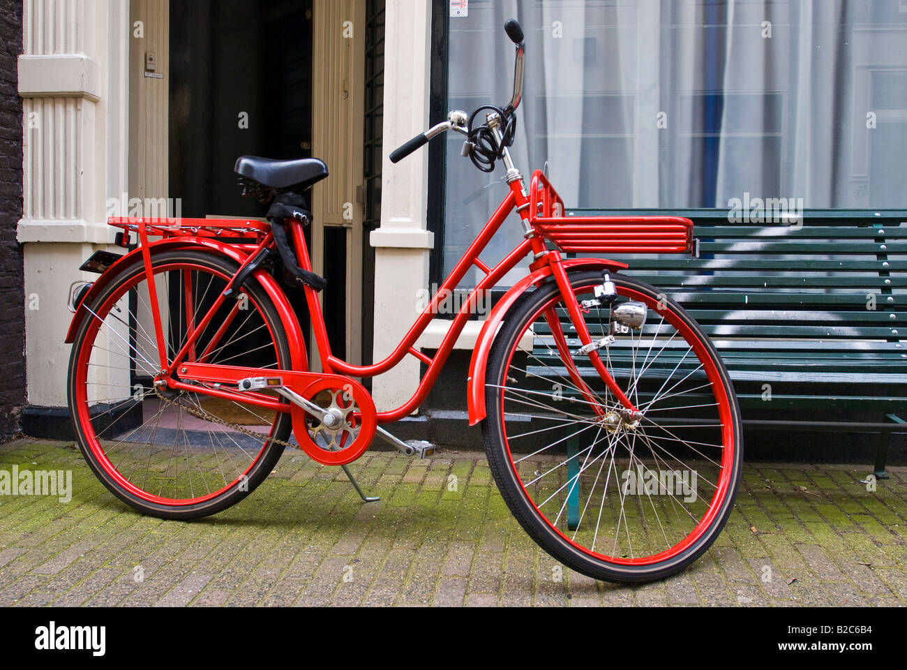 Bici Rossa Immagini e Fotos Stock - Alamy