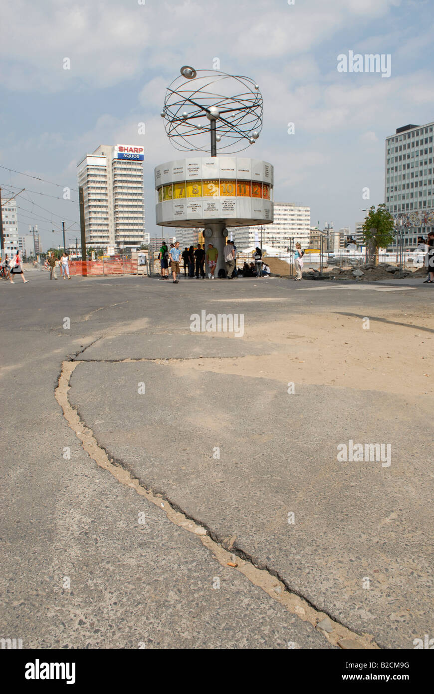 Berlino, Orologio mondiale, Alexander Square Foto Stock