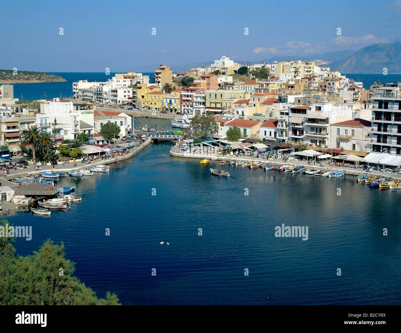 La vista del porto e le isole greche, Creta Foto Stock