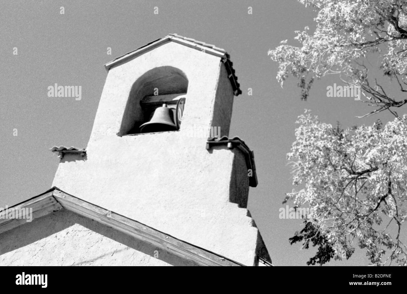 La vecchia missione Chiesa Torre Campanaria Steeple Foto Stock