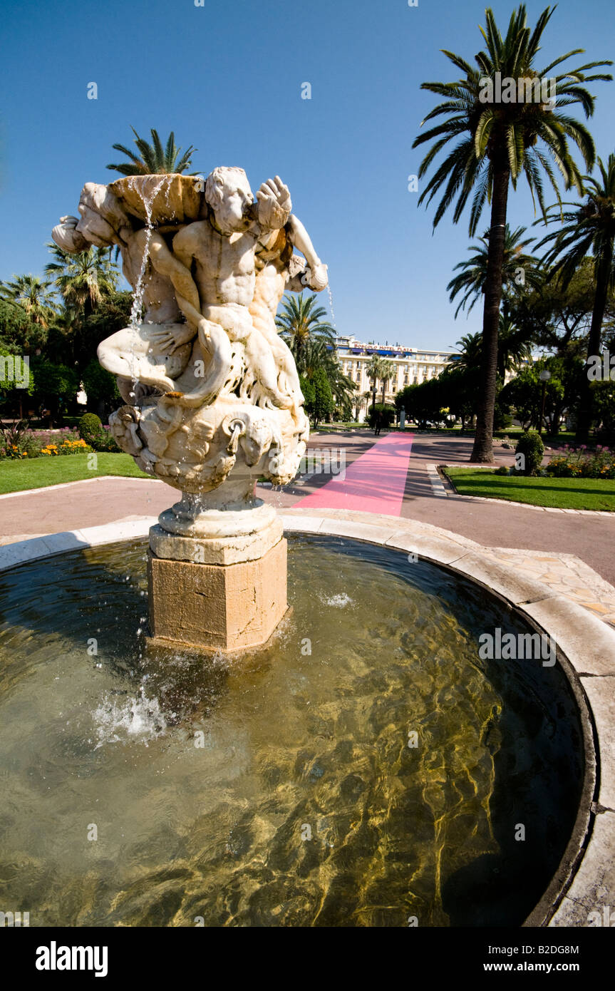 Una fontana nel Jardin Albert 1er, Nizza Cote d'Azur, in Francia Foto Stock