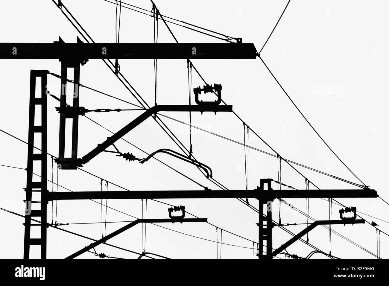 Linee elettrificate su urban sistema ferroviario Foto Stock
