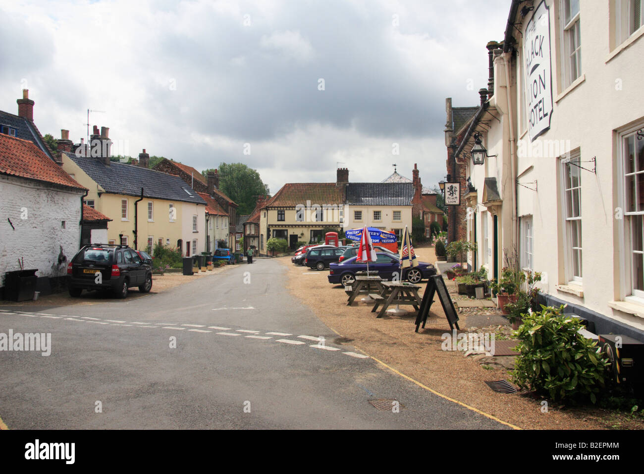 Venerdì Market Street, Little Walsingham, Norfolk, Inghilterra. Foto Stock
