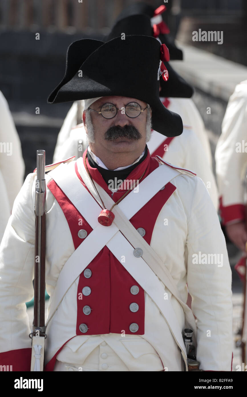 Un membro delle forze spagnole durante una rievocazione storica del 1797 Battaglia di Santa Cruz Tenerife Foto Stock