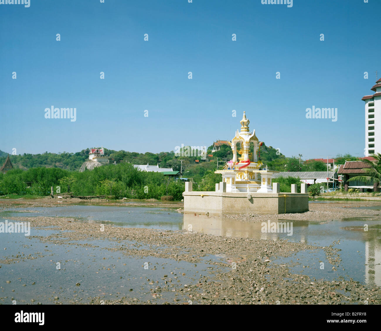 Santuario buddista a Khao Takiab. Foto Stock