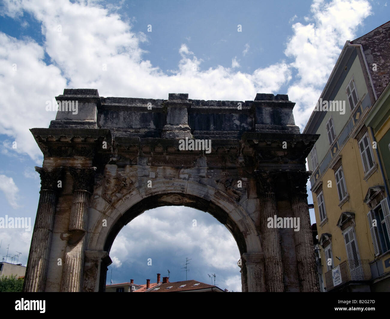 Golden Door Pola Istria Croazia Foto Stock