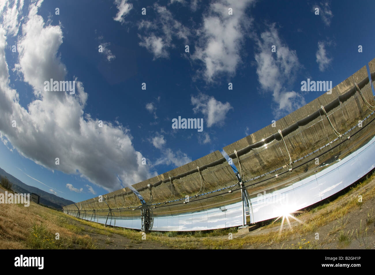 Solare trogolo parabolico prototipo, Ciemat, Plataforma Solar de Almaria, Andalusia, Spagna Foto Stock