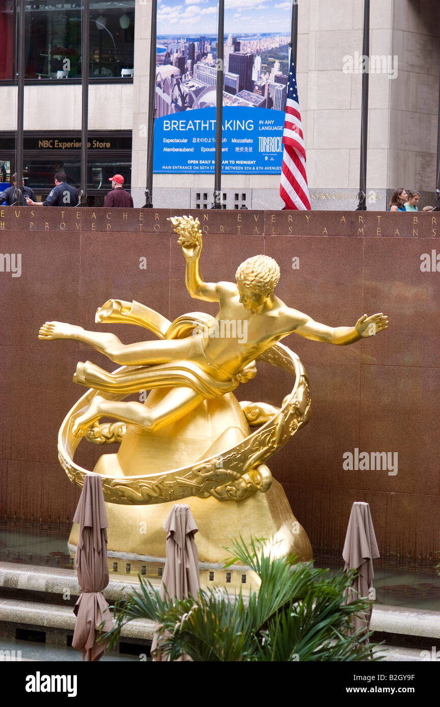 Statua di Prometeo Rockefeller Center di New York STATI UNITI D'AMERICA Foto Stock