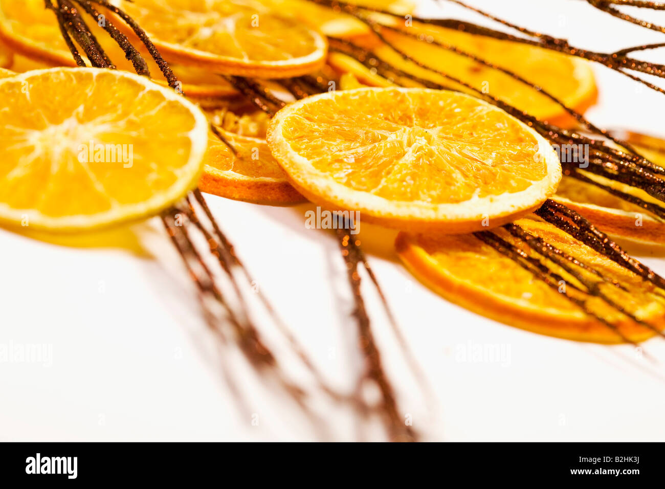 Ancora in vita di fettine di arancia e ramoscelli Foto Stock