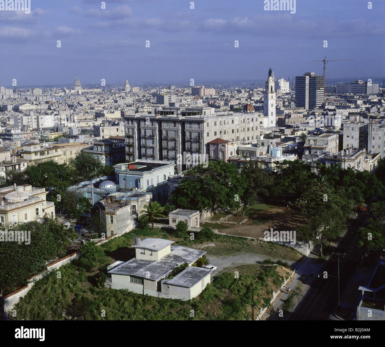 Geografia / viaggio, Cuba, l'Avana, vista sulla città / paesaggio urbano, panoramica, , Foto Stock