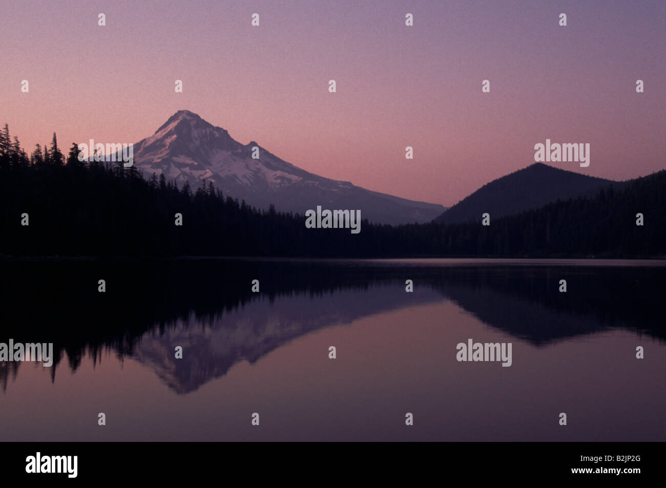 Mt cofano e lago perduto Cascade Mountain Range Oregon Foto Stock