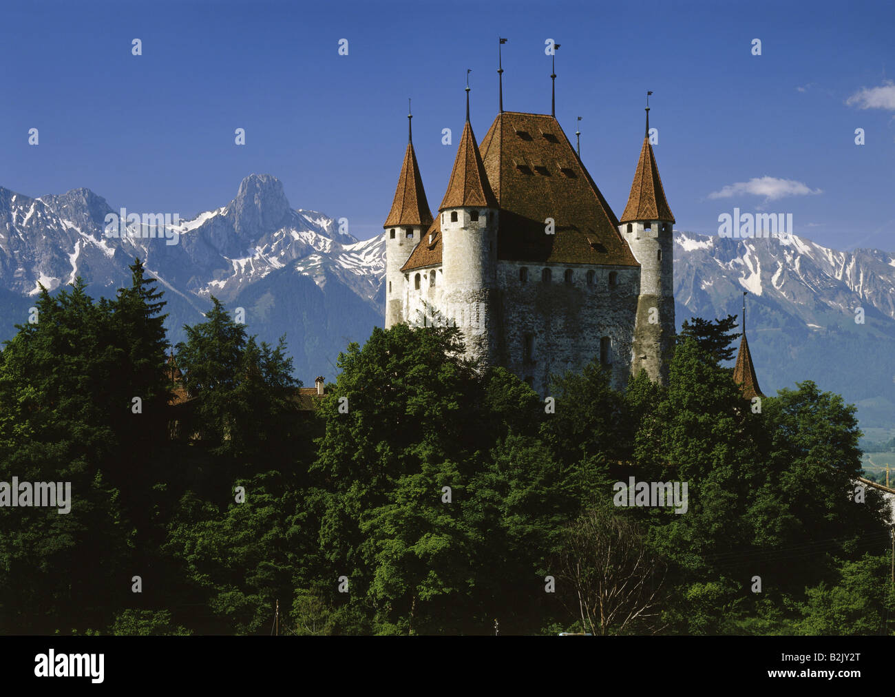 Geografia / viaggi, Svizzera, Berna, Thun, castelli, Castel Thun, costruito intorno al 1190 da Herzog Berthold di Zähringen, vista esterna, Additional-Rights-Clearance-Info-Not-Available Foto Stock