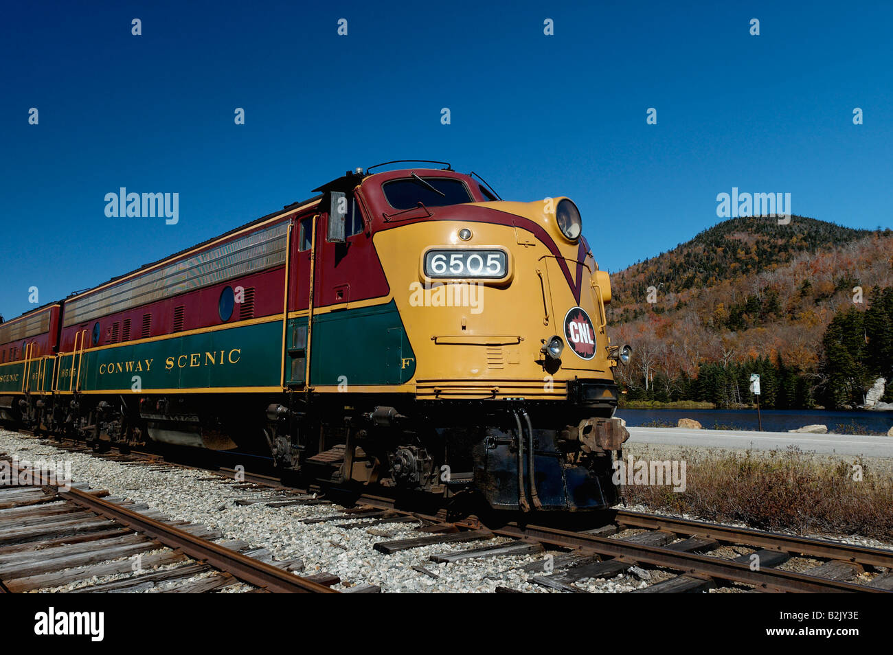 Diesel Locomotiva Elettrica del Conway Scenic Railroad presso il deposito di Crawford nelle White Mountains del New Hampshire Foto Stock