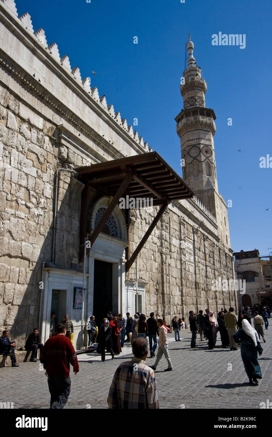 Fuori dell'entrata alla Moschea degli omayyä a Damasco in Siria Foto Stock