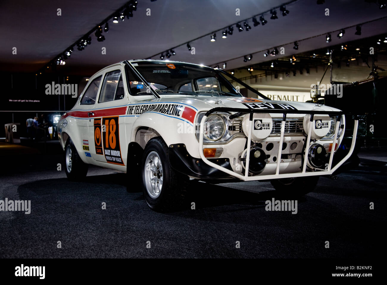 La Ford Escort mk una vettura da rally in bianco al Motorshow di Londra Foto Stock