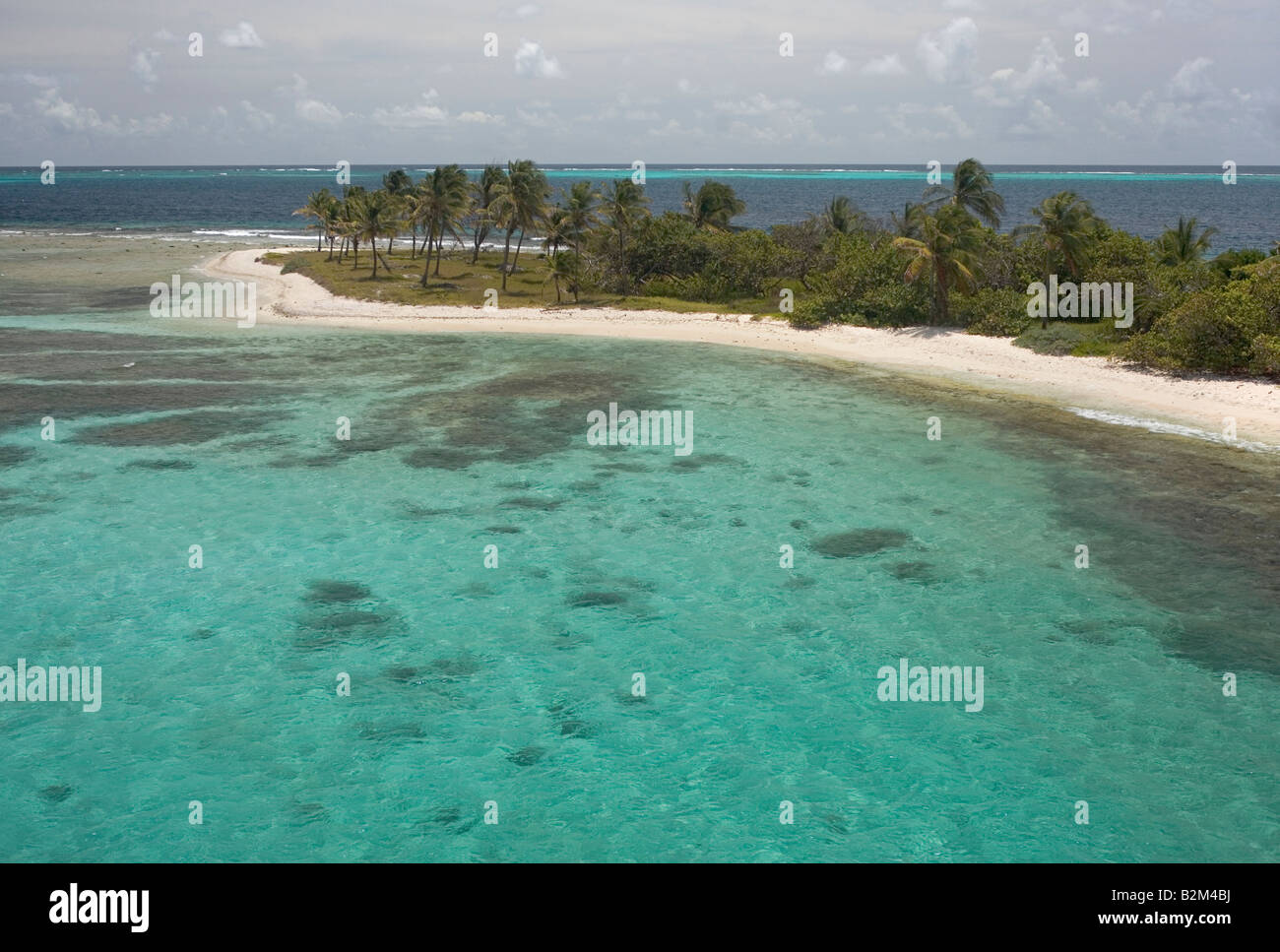 Una veduta aerea di Petit Tabac isola di Tobago Cays St Vincent e Grenadine Foto Stock