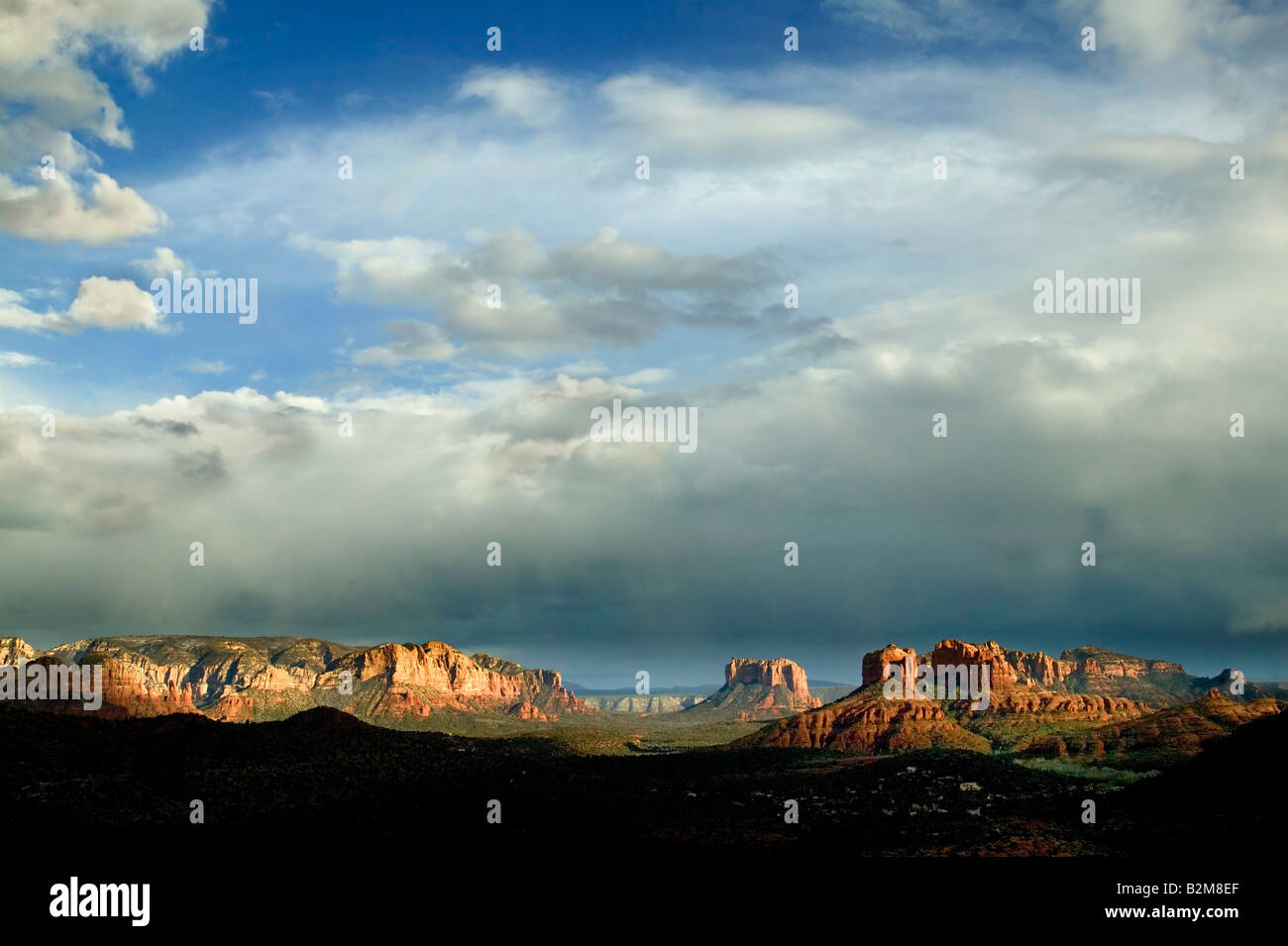 Tempesta di clearing Sedona in Arizona Foto Stock