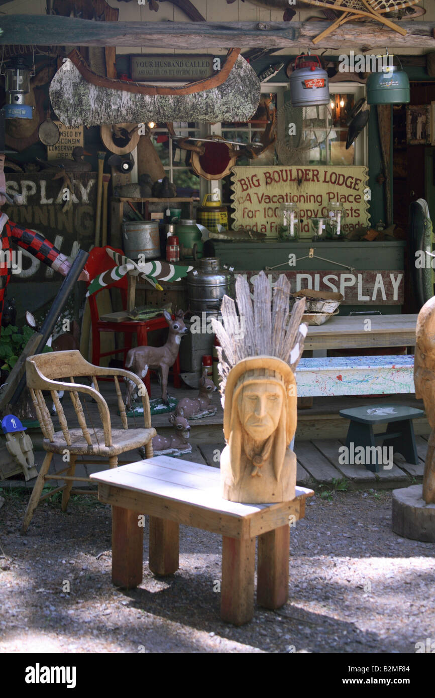 Negozio di vendita dei Nativi Americani artigianato e regali in remoto di  Northwoods Wisconsin settentrionale Foto stock - Alamy