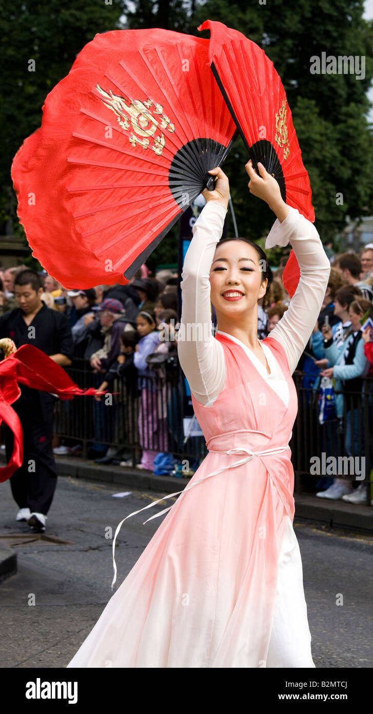 Il Festival di Edimburgo cavalcata 2008 su Princes Street, Edimburgo, Scozia. Foto Stock