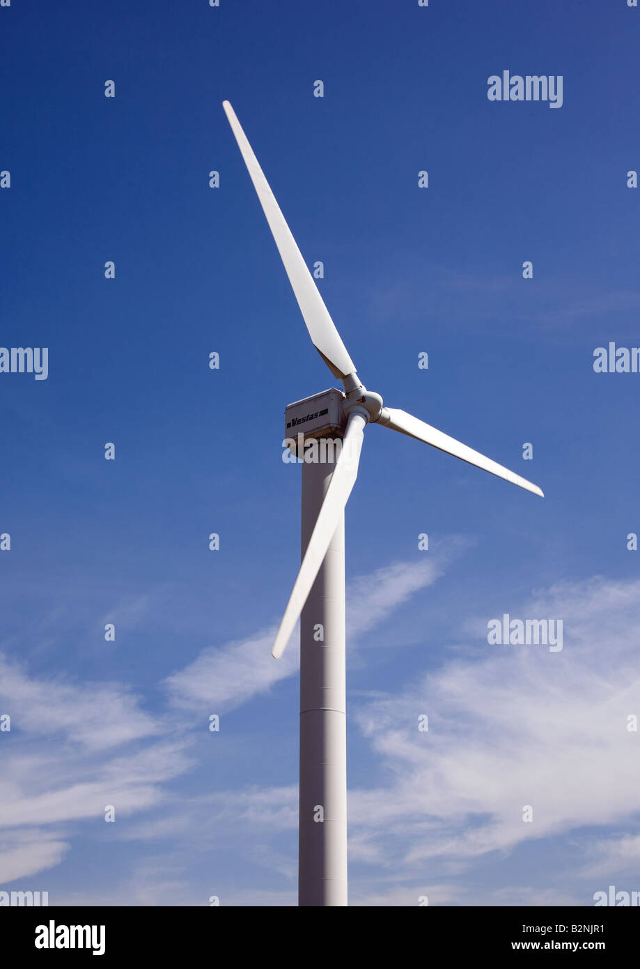 Una turbina eolica Vestas fornisce diverse fonti energetiche a carbone per centrali eoliche Clough, Cliviger, vicino a Burnley, Lancashire, Inghilterra Foto Stock