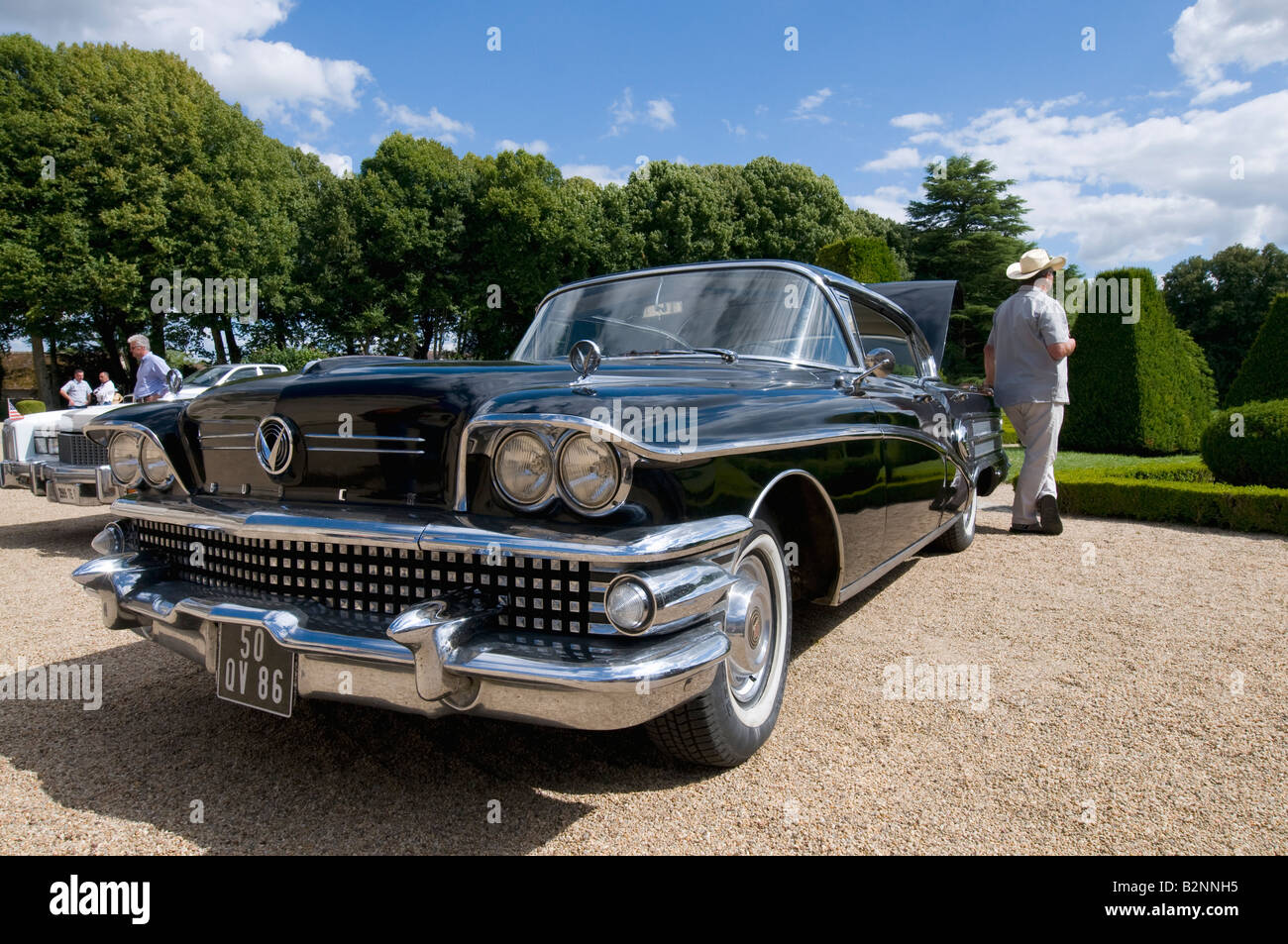 Buick Roadmaster 75 presso American car show nel parco di Chateau Azay-le-Ferron, Indre, Francia. Foto Stock