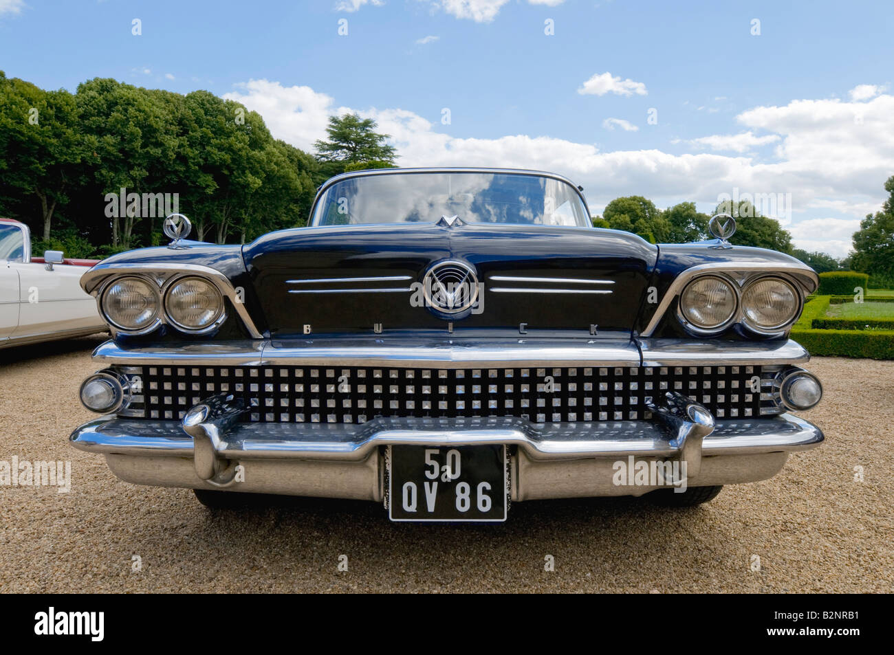 Buick Roadmaster 75 presso American car show nel parco di Chateau Azay-le-Ferron, Indre, Francia. Foto Stock