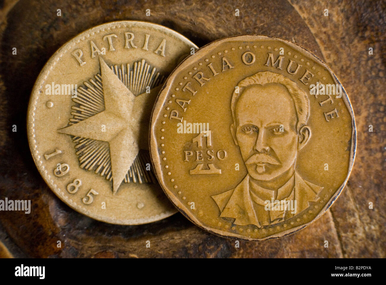 La testa di Jose Marti sulla nazionale un peso cubano (CUP). L'Avana. Cuba Foto Stock