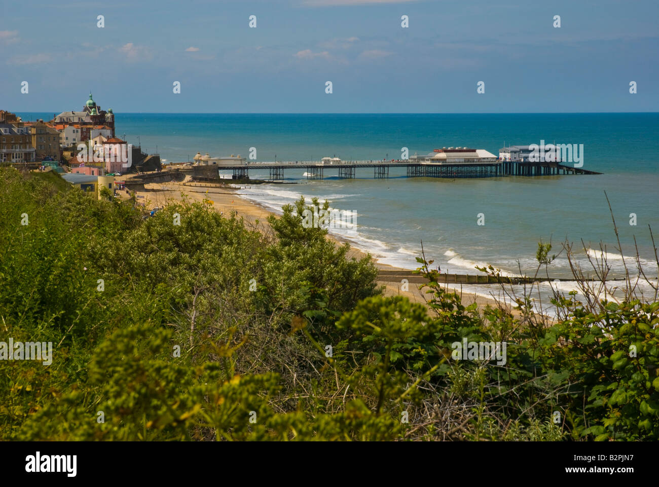 Cromer Pier da clifftop Foto Stock