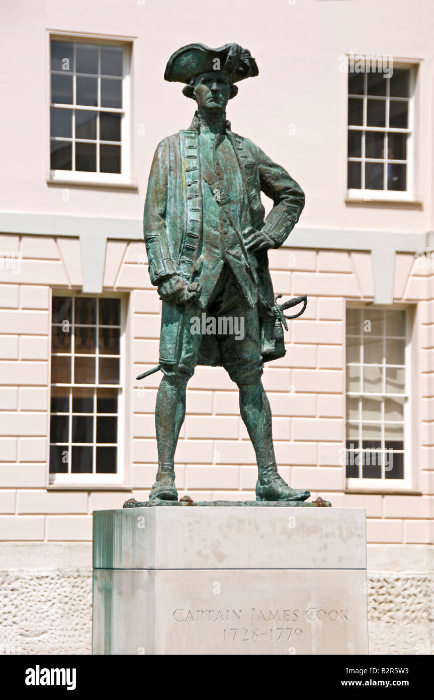 Statua del capitano James Cook Maritime Museum di Londra Greenwich Foto Stock