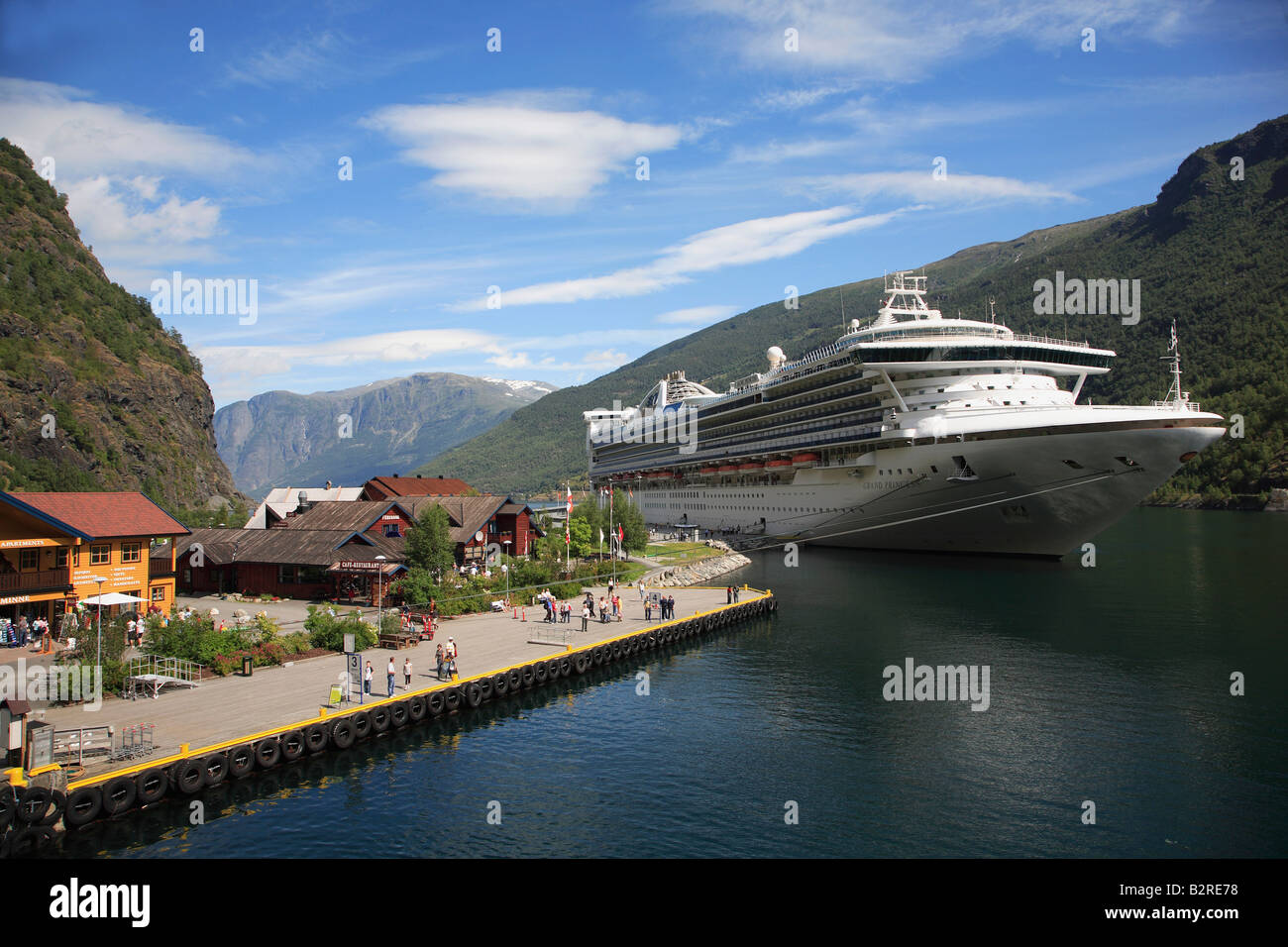 Norvegia Flam nave da crociera nel porto Foto Stock