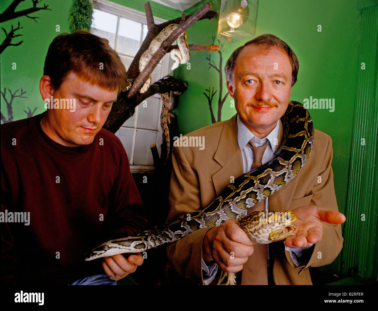 KEN LIVINGSTONE MP il suo hobby è la raccolta di rettili anfibi 1992 Foto Stock