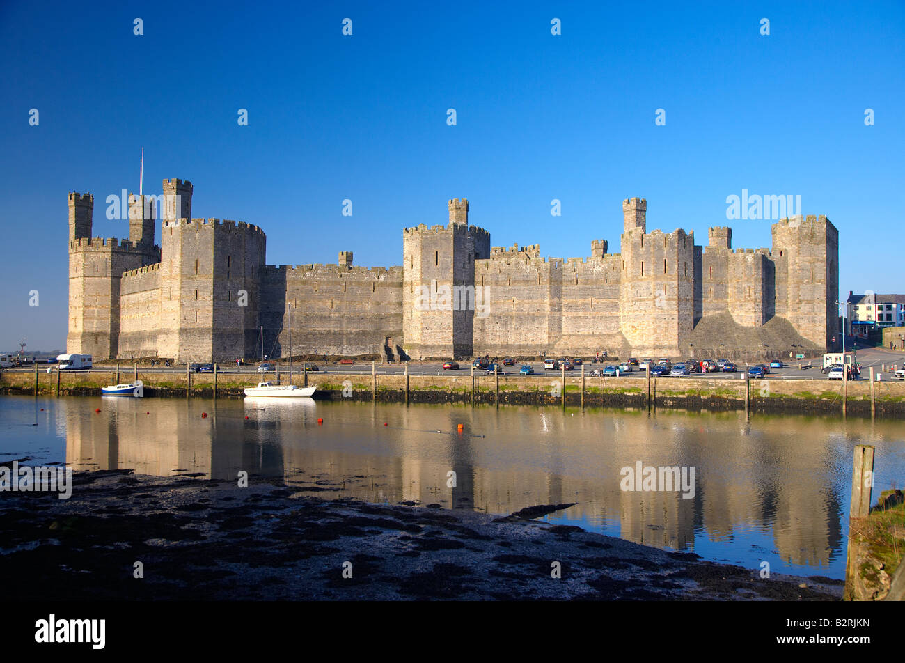 Caernarfon Castle, Gwynedd, Galles del Nord, Regno Unito Foto Stock