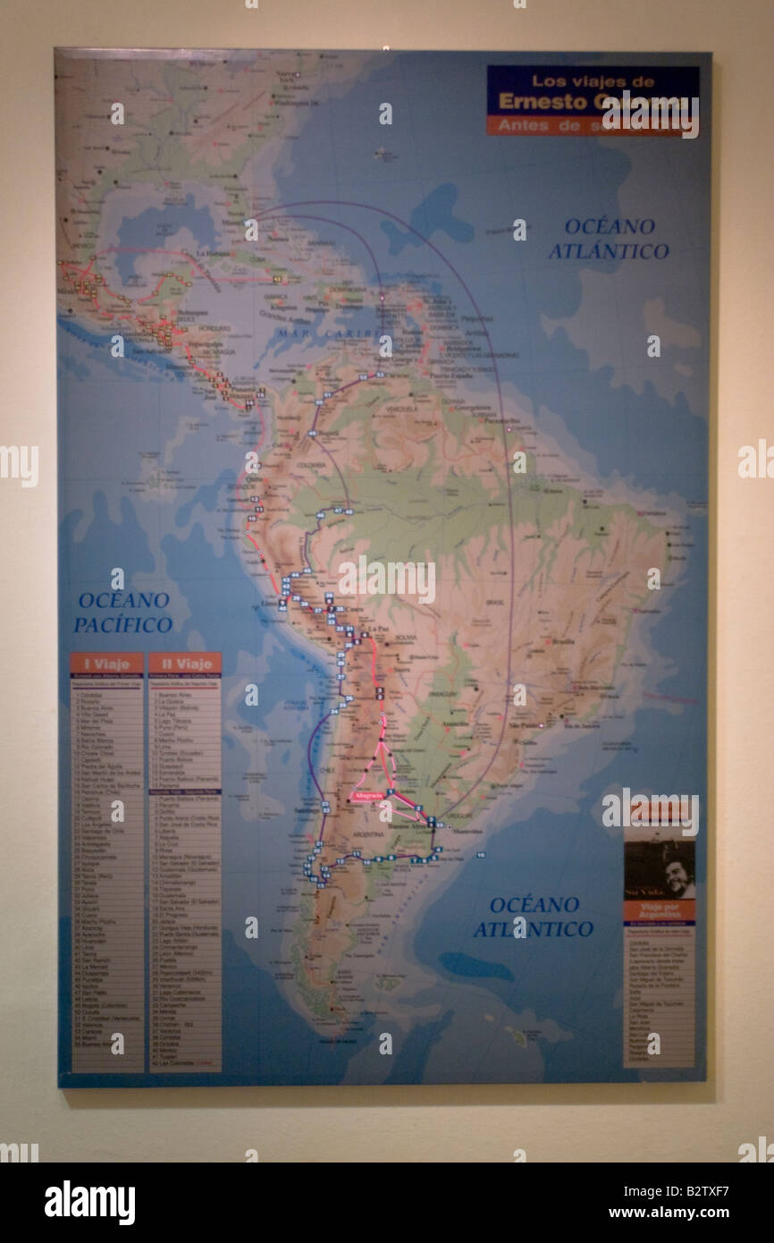 Mappa con due viaggi Ernesto Che Guevara ha fatto di tutta l'America Latina esposti nel museo di Alta Gracia, Cordoba Foto Stock